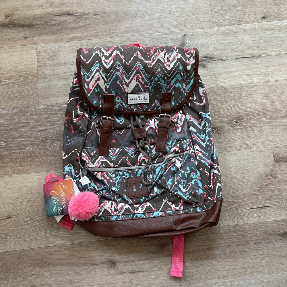 NWT Emma & Chloe Chevron Multicolor Backpack - Picture 4 of 10